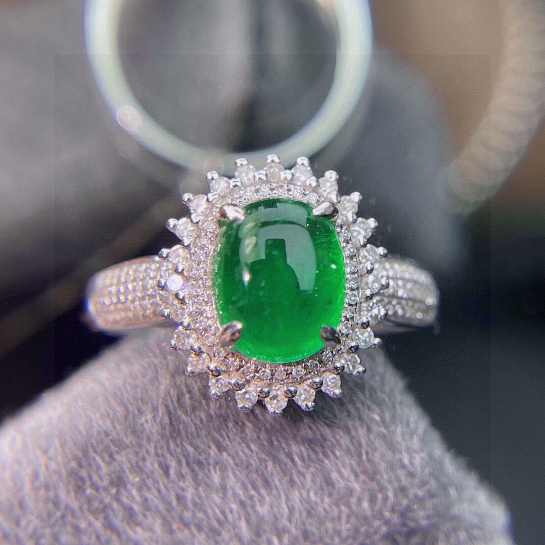 14k Gold 3.98 Ct Vivid Green Natural Emerald & Diamond Ring - 6