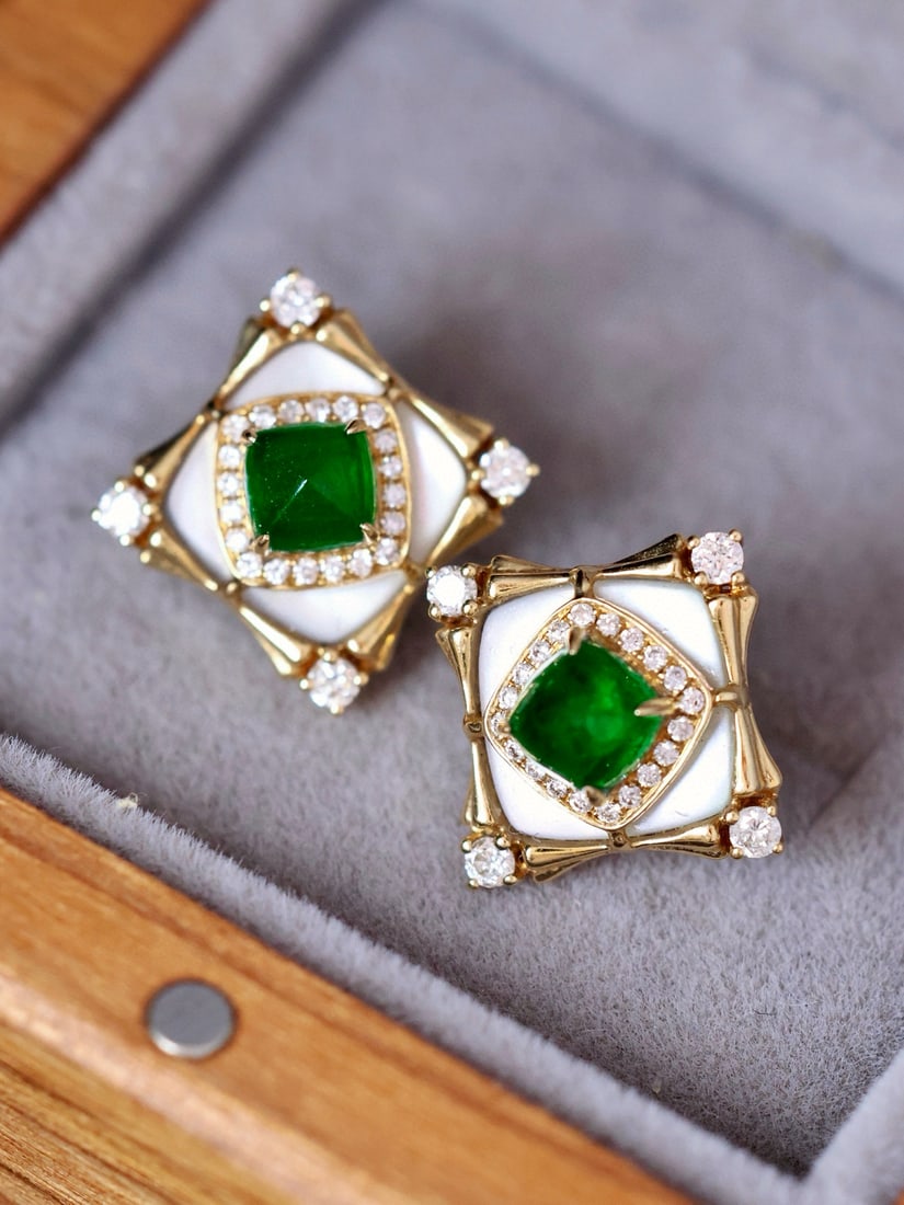 14k Gold 1.27 Ctw Vivid Green Natural Emerald & Diamond Earrings - 2