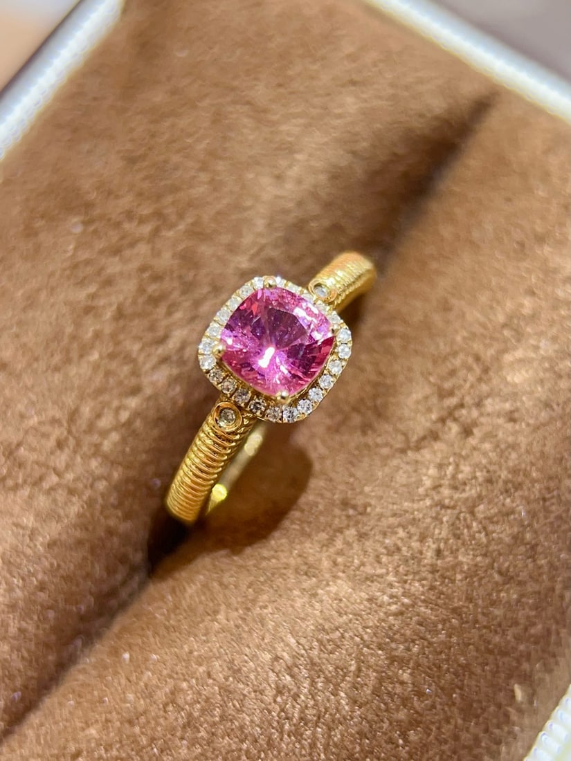 14k Gold 0.85 Ctw Natural Padparadscha Sapphire & Diamond Ring - 2