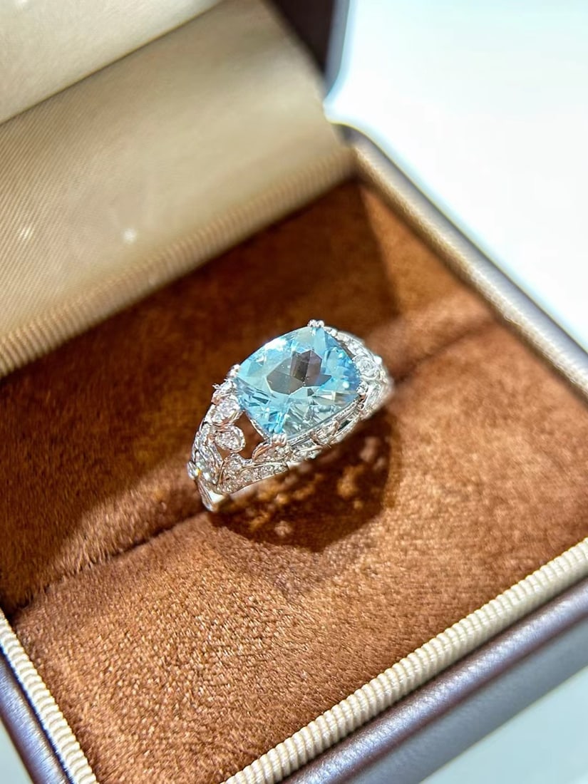 14k Gold 3.63 Ctw Natural Aquamarine & Diamond Ring - 3