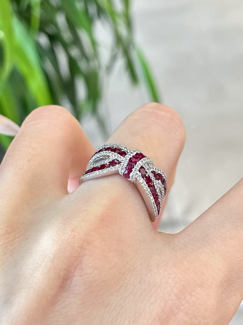 14k Gold 1.25 Ct Natural Ruby & Diamond Ring - 3