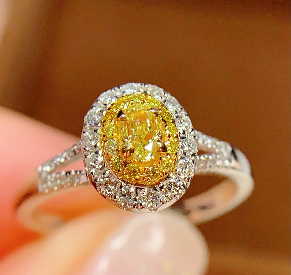 14k Gold 0.35 Ct Natural Yellow Diamond & Diamond Ring - 3