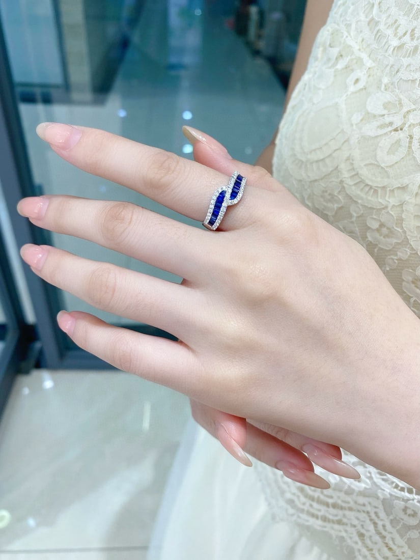 14k Gold 0.93 Ctw Natural Sapphire & Diamond Ring - 2