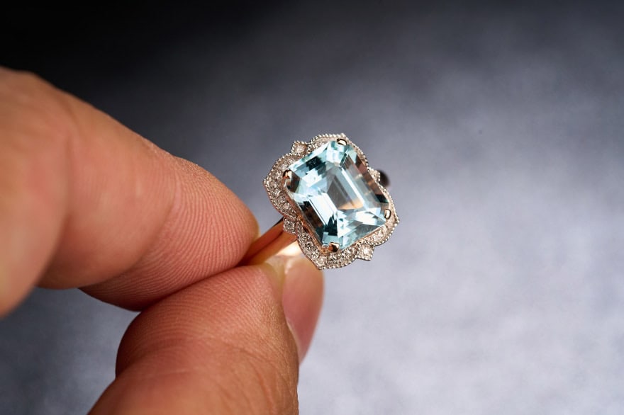 14k Gold 3.52 Ct Natural Aquamarine & Diamond Ring - 6