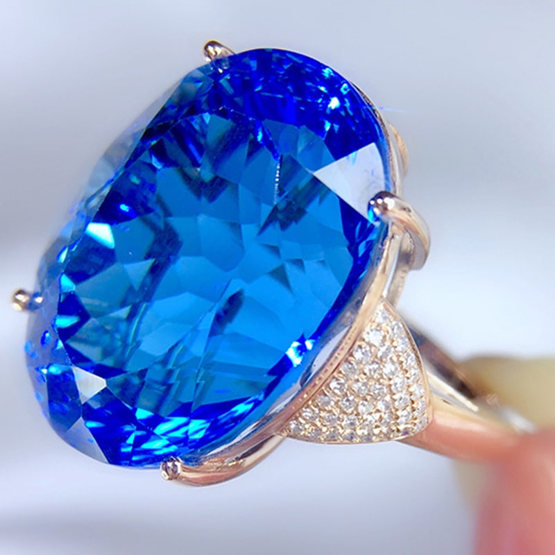 14k Gold 30.21 Ctw Natural Topaz & Diamond Ring - 2