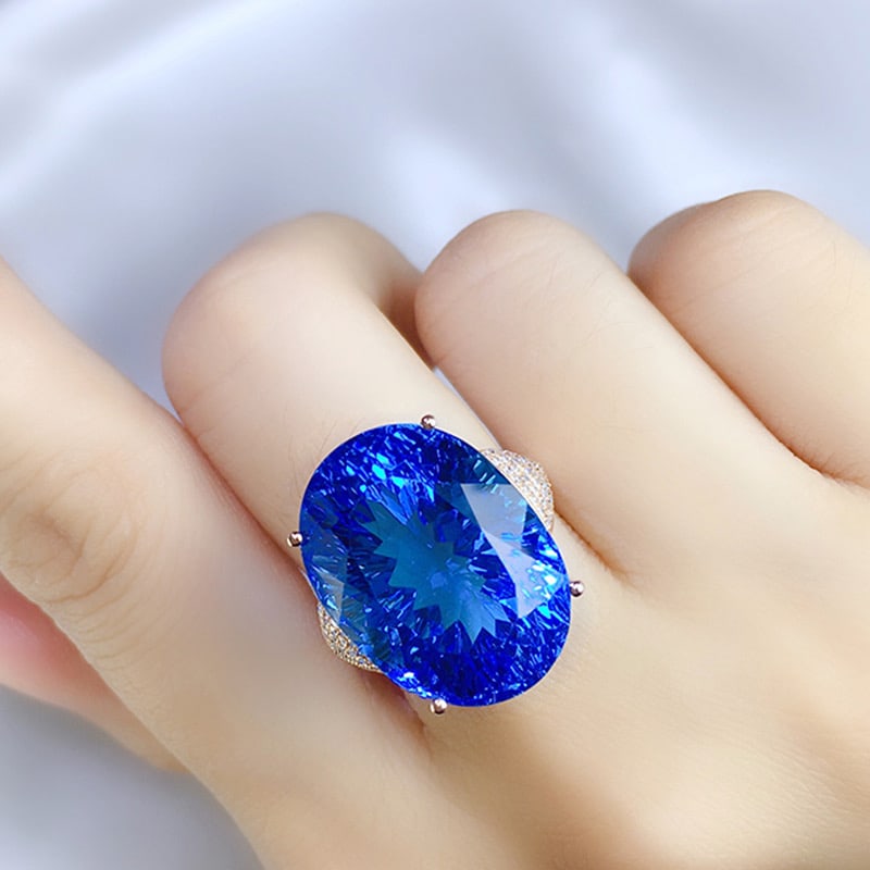 14k Gold 30.21 Ctw Natural Topaz & Diamond Ring - 4