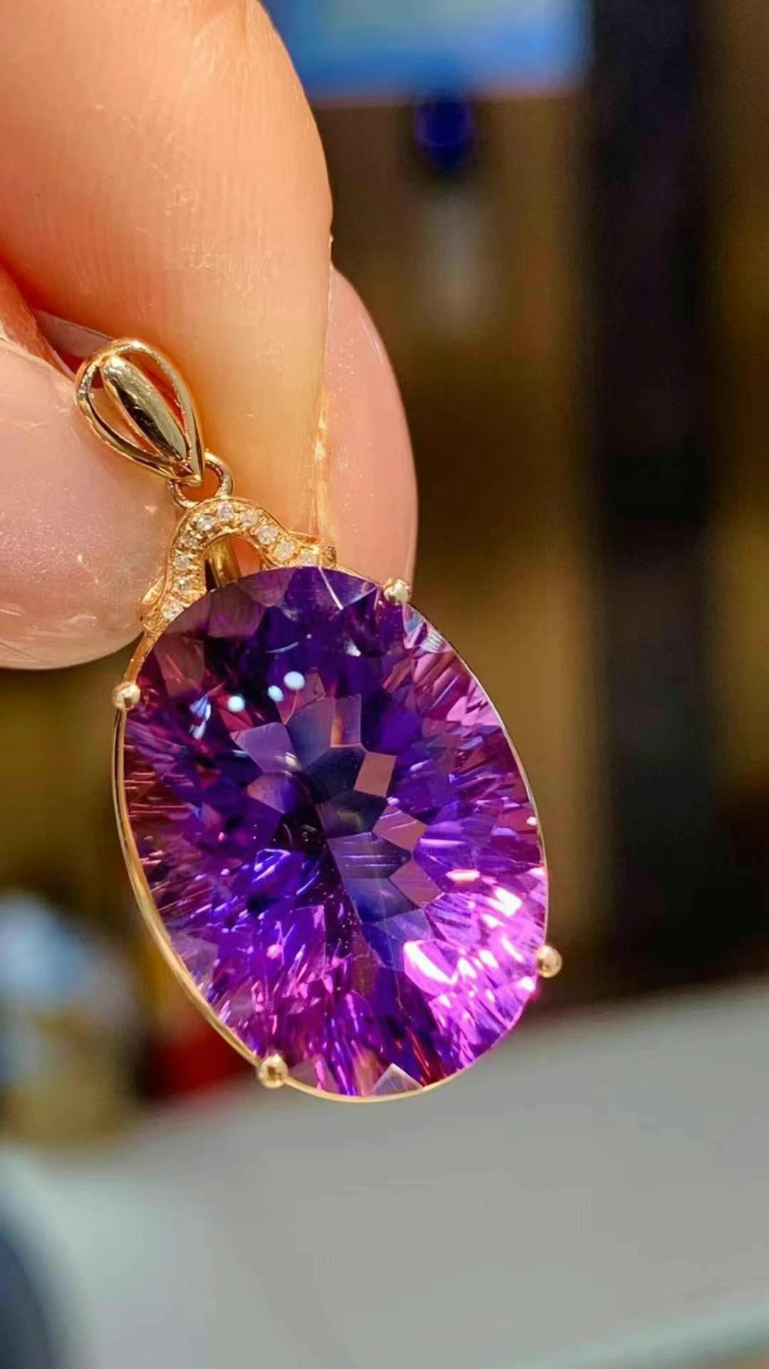 14k Gold 14 Ct Natural Amethyst & Diamond Pendant( Without Chain ): Ref:231034292 // gold content:14k gold // main gemstone:amethyst // shape:oval // carat weight:14ct // color:purple // treatment:natural // // adjacent gemstone 2 : diamond // shape:round // clarity