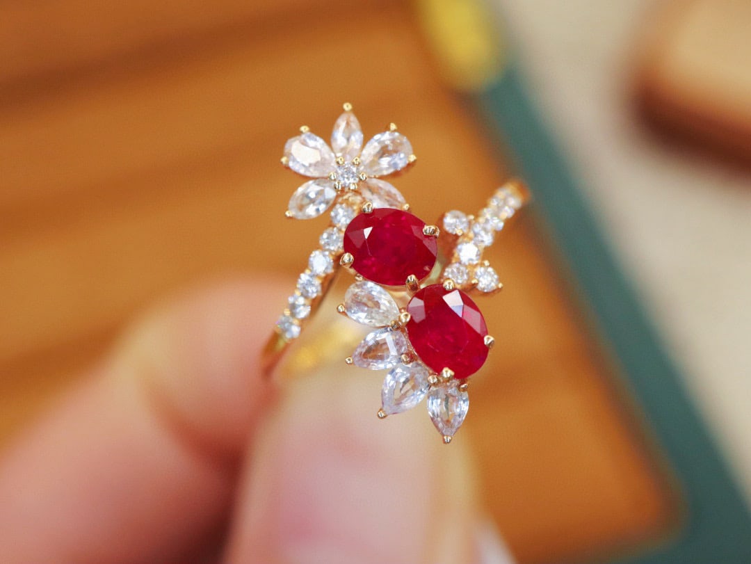 14k Gold 1.07 Ctw Natural Ruby & Diamond Ring - 2