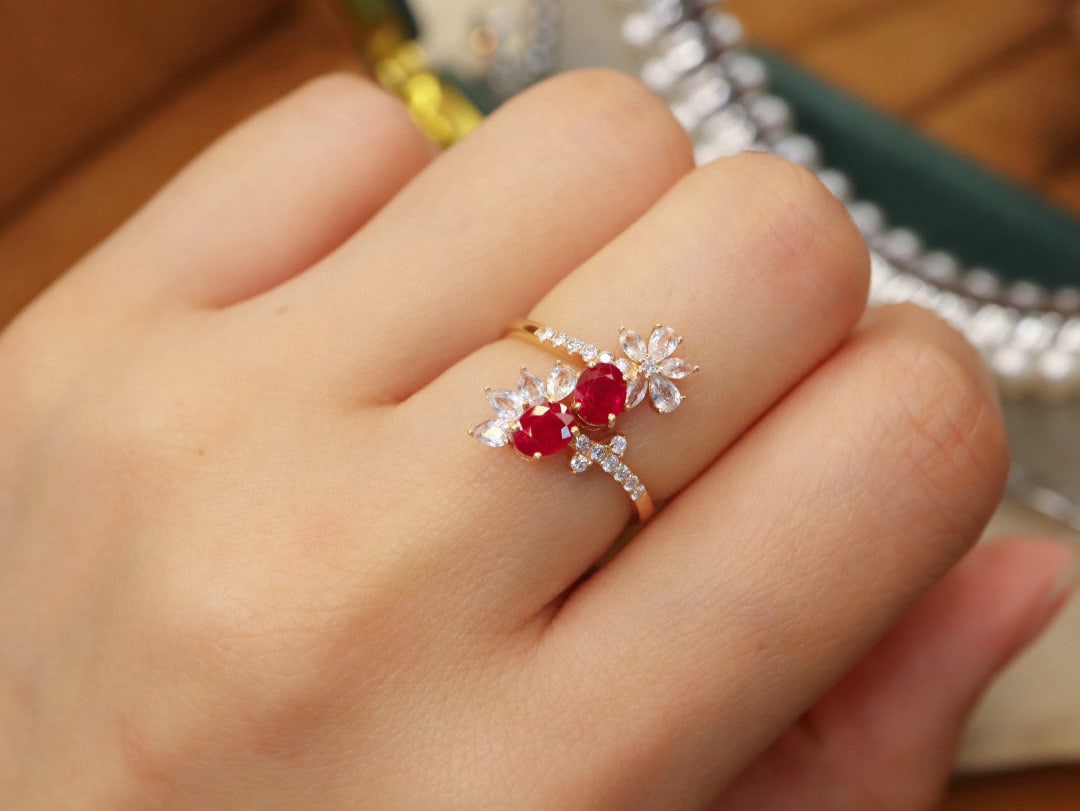 14k Gold 1.07 Ctw Natural Ruby & Diamond Ring - 6