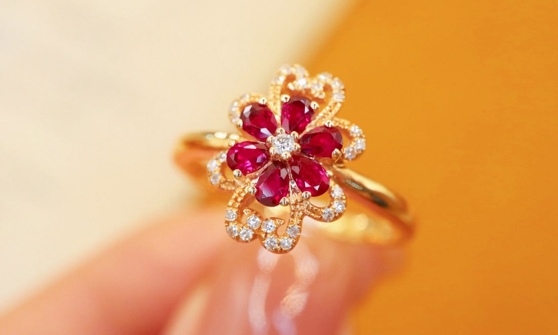 14k Gold 0.43 Ctw Natural Ruby & Diamond Ring - 2