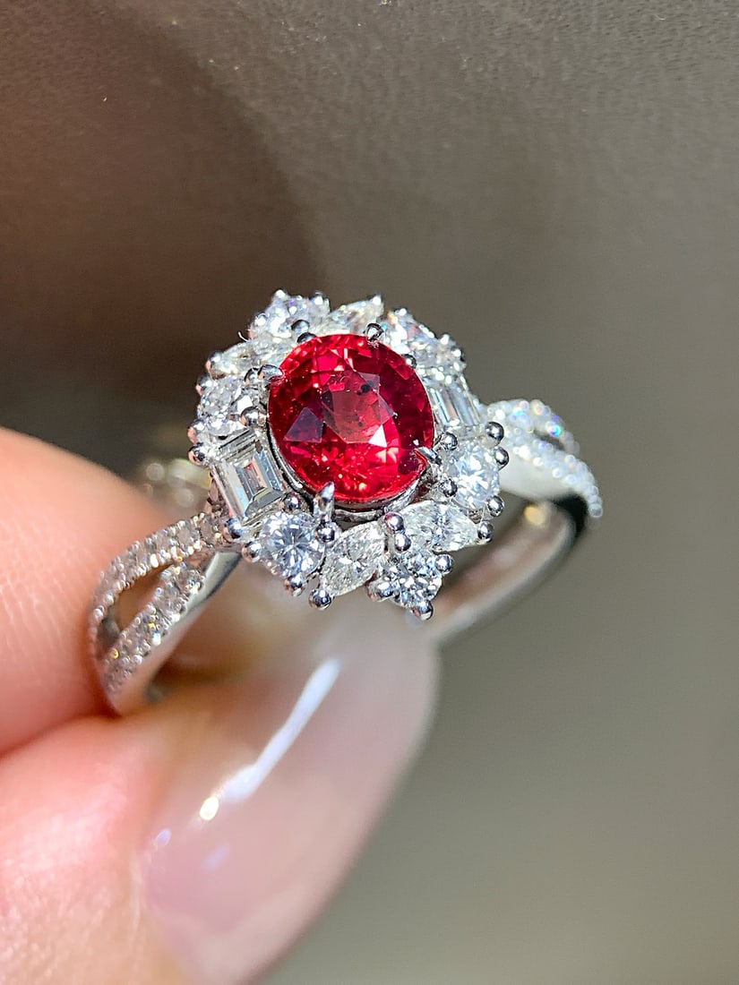 14k Gold 1.3 Ct Natural Ruby & Diamond Ring - 4