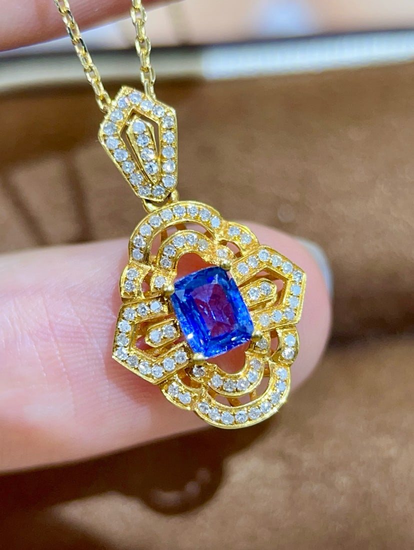 14k Gold 1.06 Ctw Natural Sapphire & Diamond Pendant( Without Chain ): Ref:231034360 // gold content:14k gold // main gemstone:sapphire // shape:cushion // carat weight:0. 80ct // color:blue // treatment:natural // // adjacent gemstone 2 : diamond // shape:round //