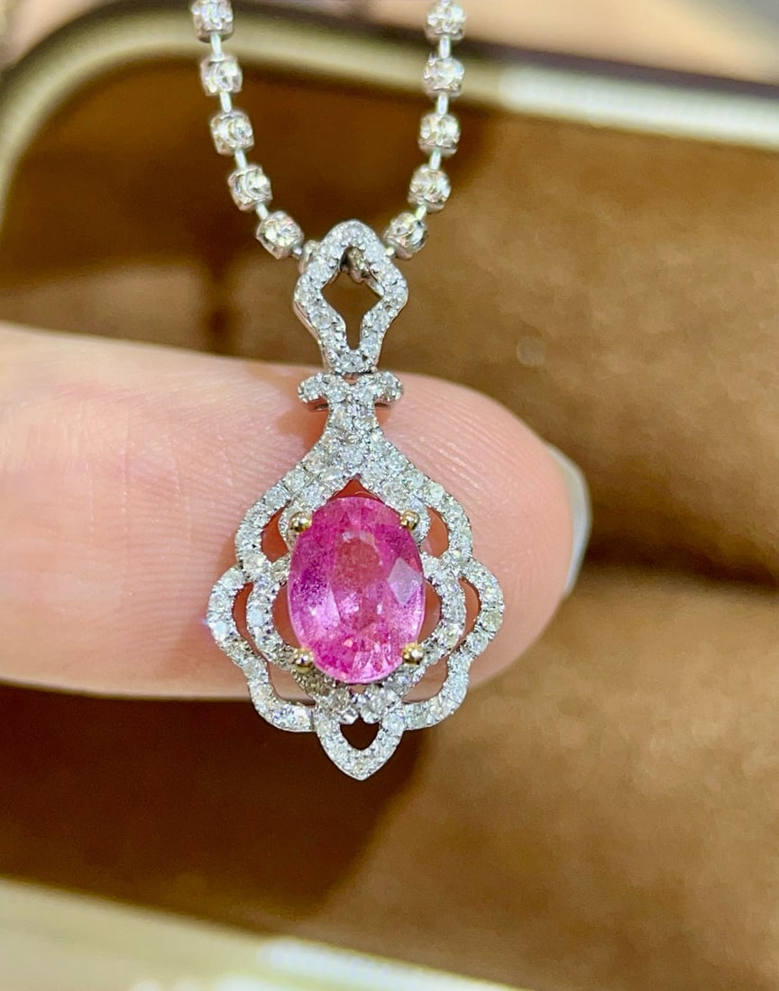 14k Gold 1.50 Ctw Natural Padparadscha Sapphire & Diamond Pendant( Without Chain ): Ref:231034367 // gold content:14k gold // main gemstone:padparadscha sapphire // shape:oval // carat weight:1. 20ct // color:orangish pink // treatment:natural // // adjacent gemstone 2 : diamond // s