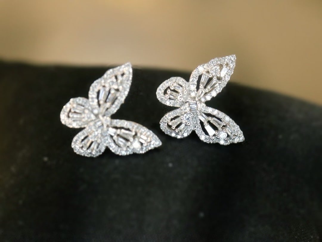 14k Gold 0.66 Ct Natural H Diamond & Butterfly Earrings - 4