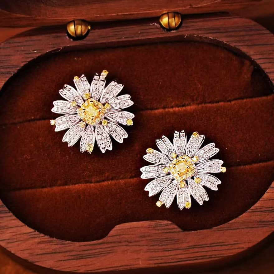 14k Gold 0.9 Ct Natural Color Diamond Earrings: Ref:231034374 // gold content:14k gold // main gemstone:diamond // shape:multiply // carat weight:0. 9ct // clarity grade:vs-si // color:color // treatment:natural // Condition: New Low Estimate: 4200