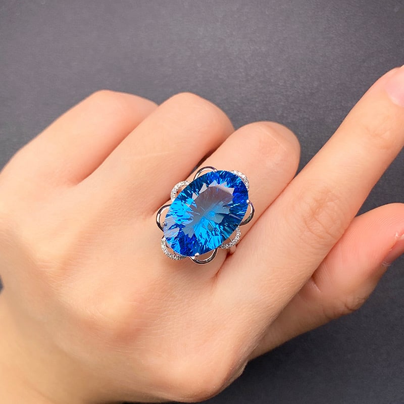 14k Gold 16.33 Ct Natural Topaz & Diamond Ring - 4
