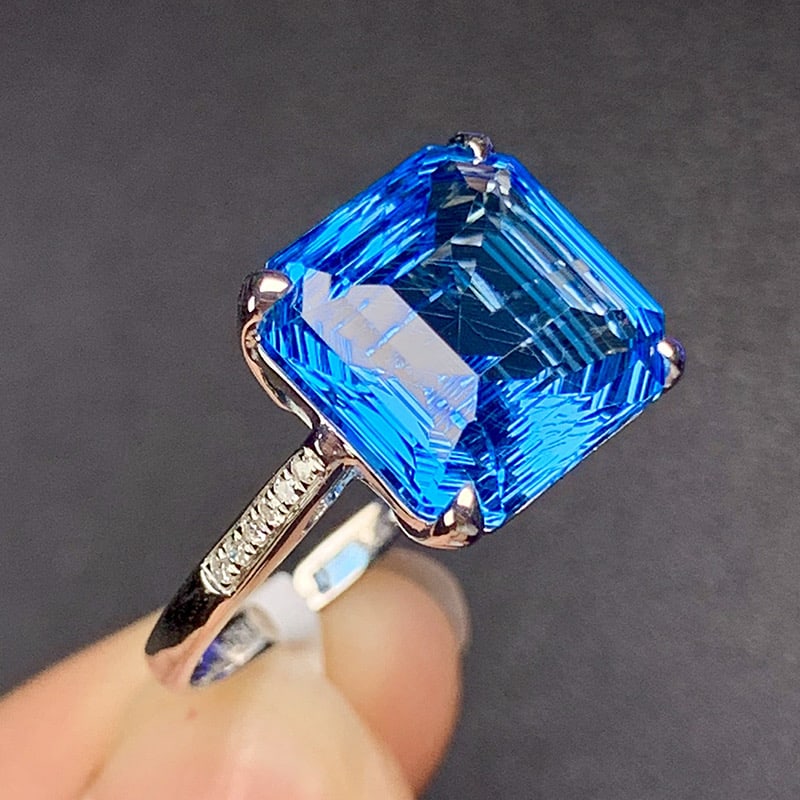 14k Gold 8.65 Ct Natural Topaz & Diamond Ring - 2