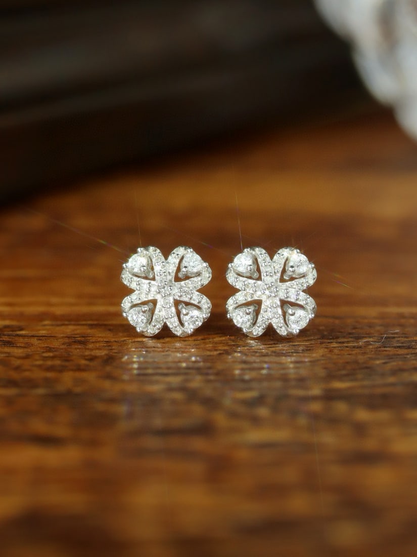 14k Gold 0.40 Ct Natural H Diamond Earrings: Ref:231034425 // gold content:14k gold // main gemstone:diamond // shape:round // carat weight:0. 40ct // clarity grade:vs-si // color:h // treatment:natural // cut grade:g // Condition: New Low