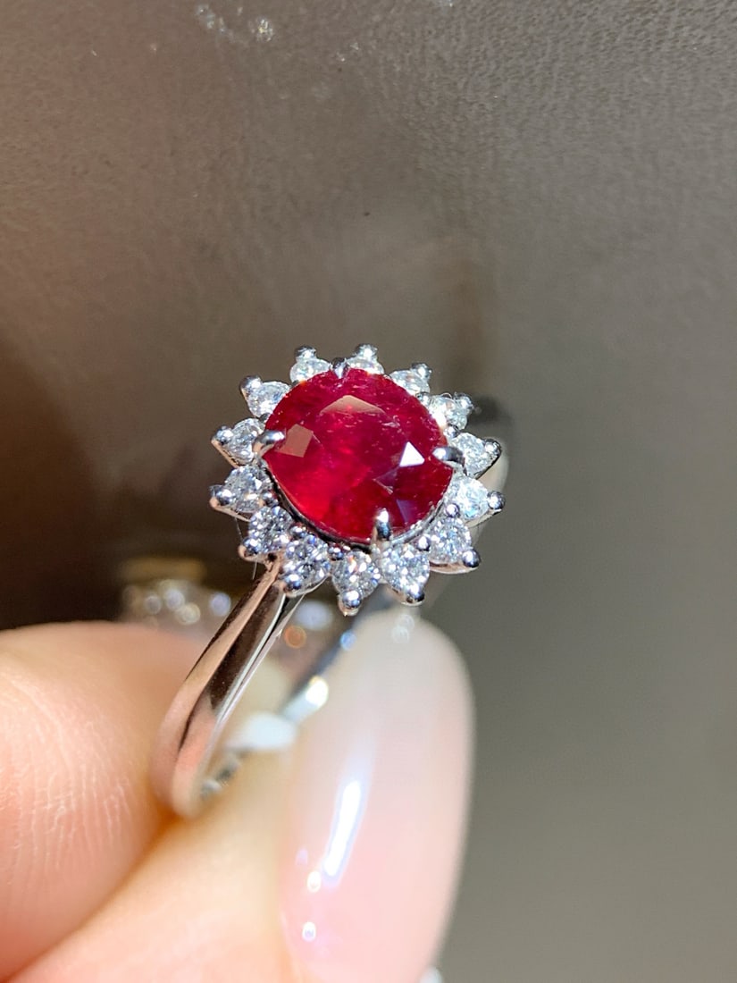 14k Gold 1.1 Ct Natural Ruby & Diamond Ring: Ref:231034429 // gold content:14k gold // ring size:7. 25us // // main gemstone:ruby // shape:oval // carat weight:1. 1ct // color:red // treatment:natural // // adjacent gemstone 2 : diamond //