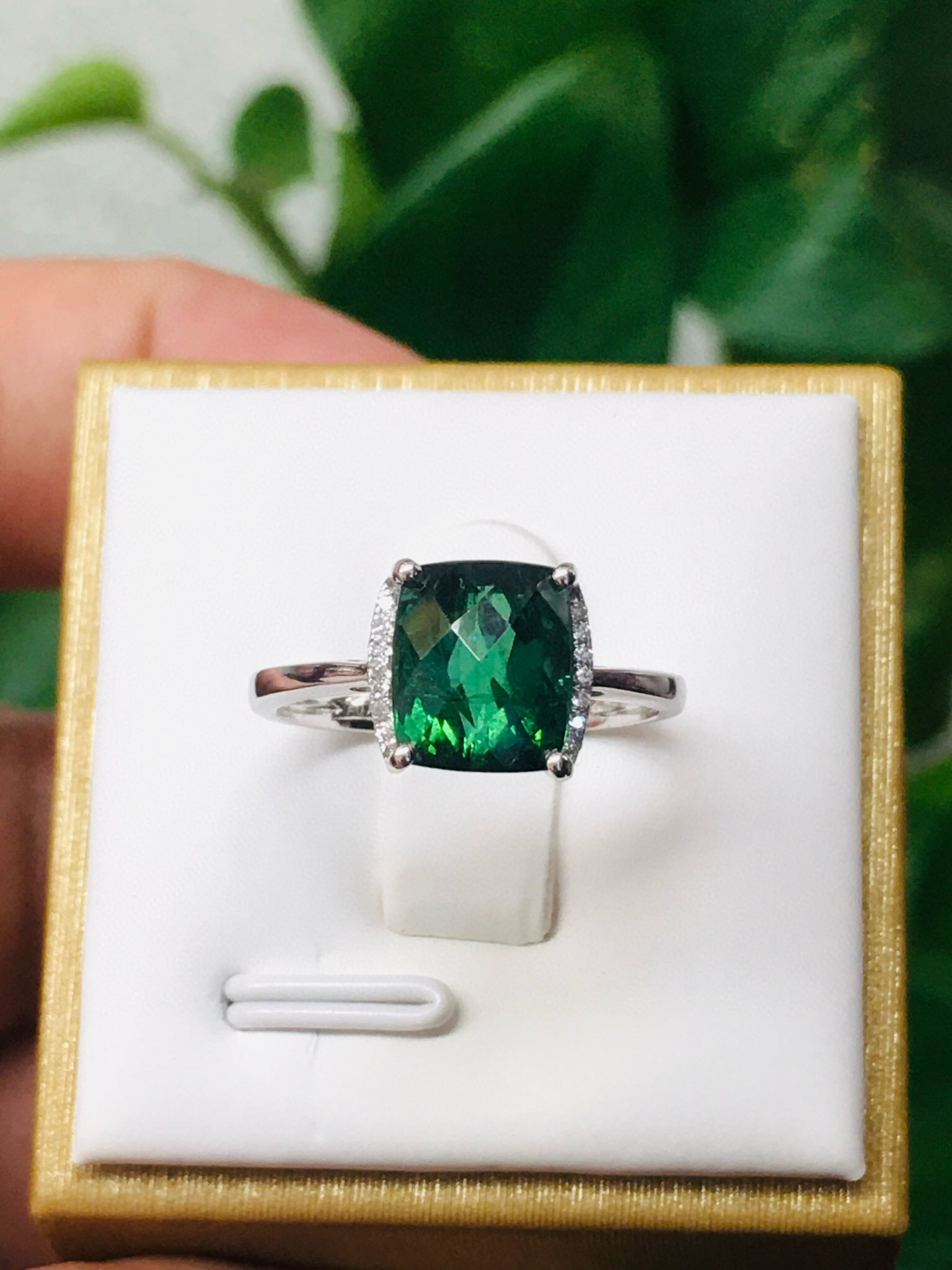 14k Gold 3.10 Ctw Natural Tourmaline & Diamond Ring: Ref:231034446 // gold content:14k gold // ring size:7. 25us // // main gemstone:tourmaline // shape:cushion // carat weight:3. 07ct // color:green // treatment:natural // // adjacent gemstone 2 :