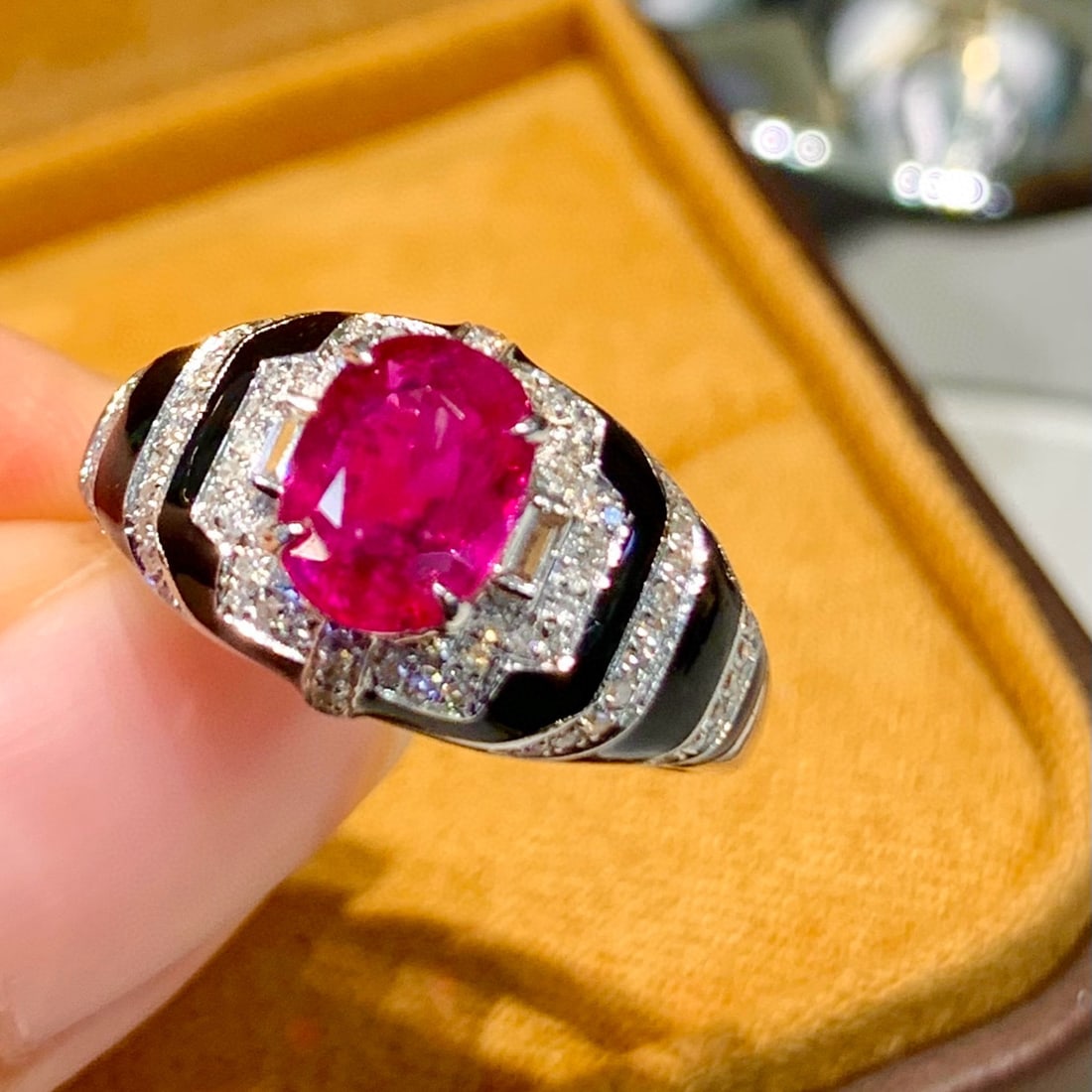 14k Gold 1.3 Ct Natural Ruby & Diamond Ring - 2