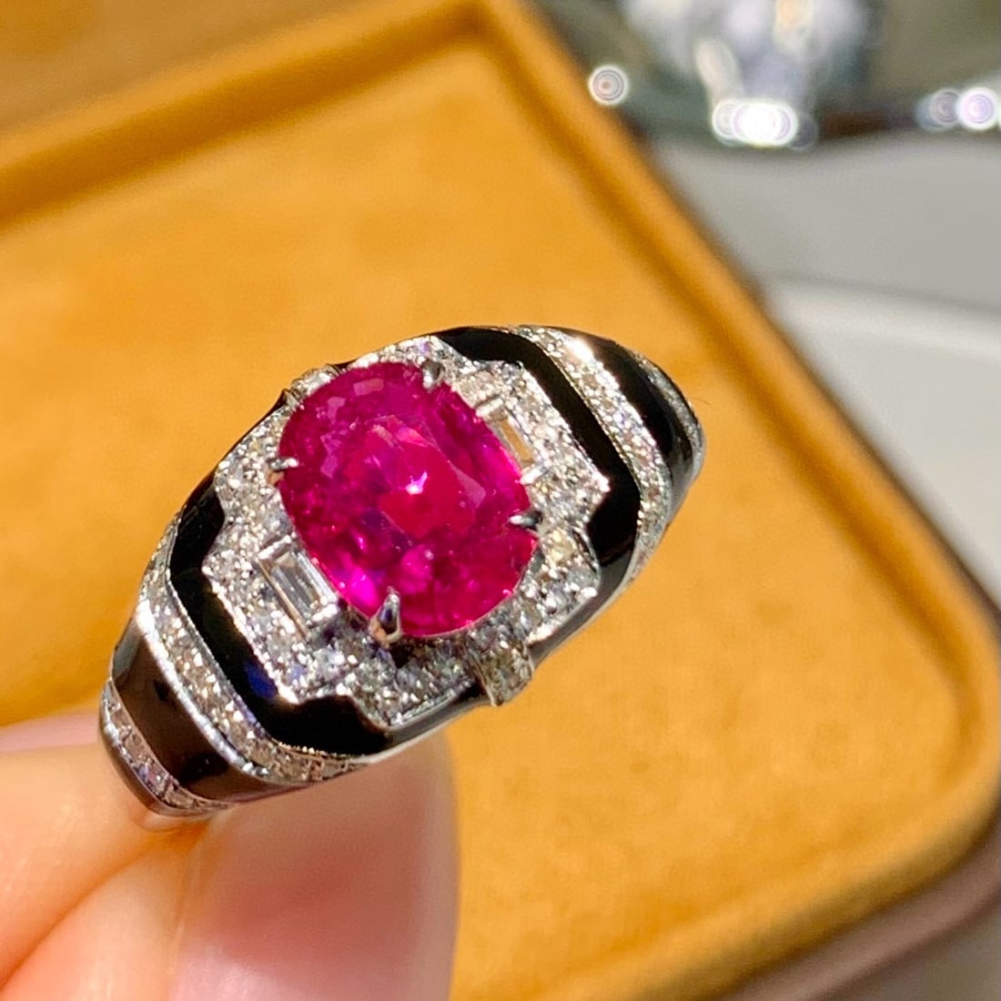 14k Gold 1.3 Ct Natural Ruby & Diamond Ring - 3