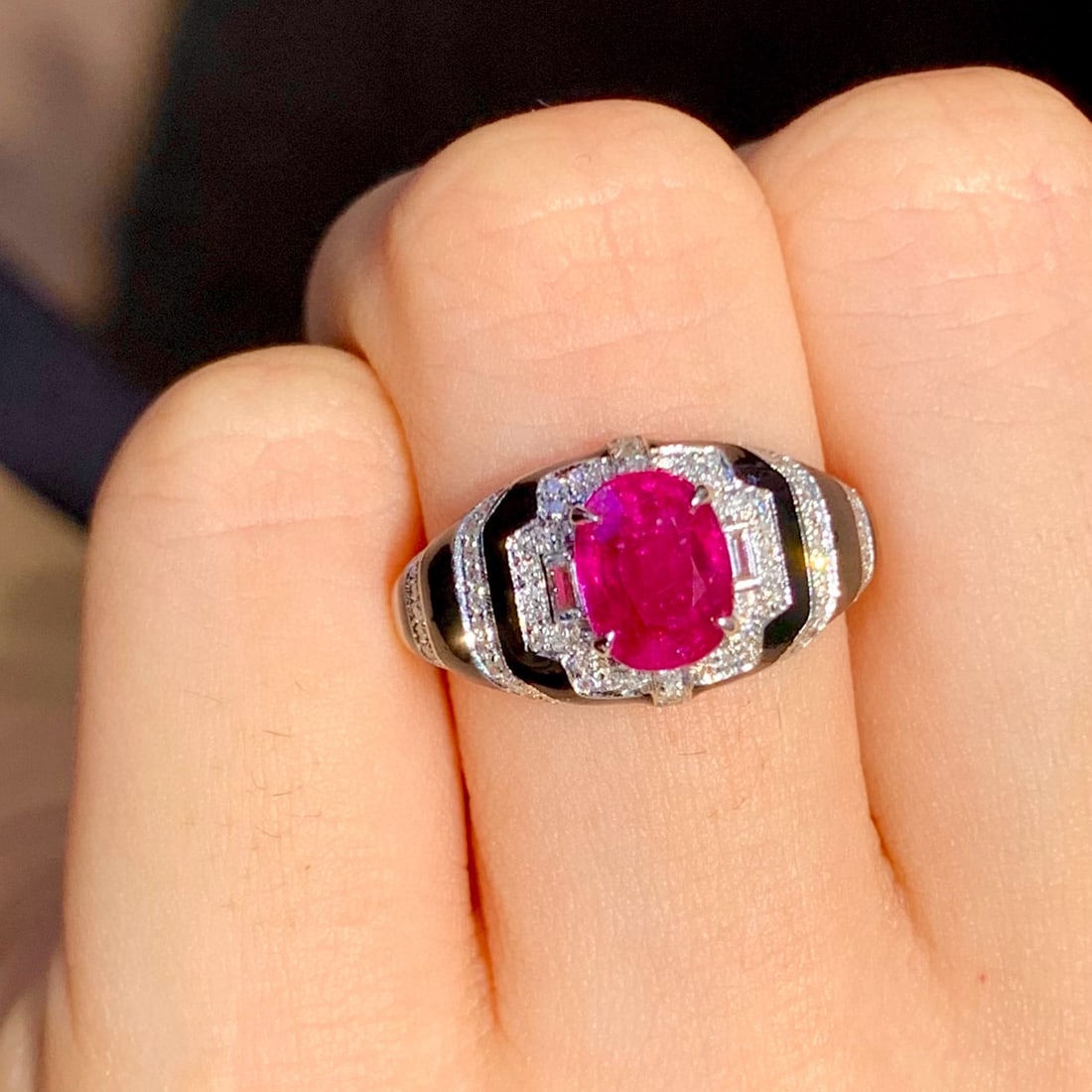14k Gold 1.3 Ct Natural Ruby & Diamond Ring - 4