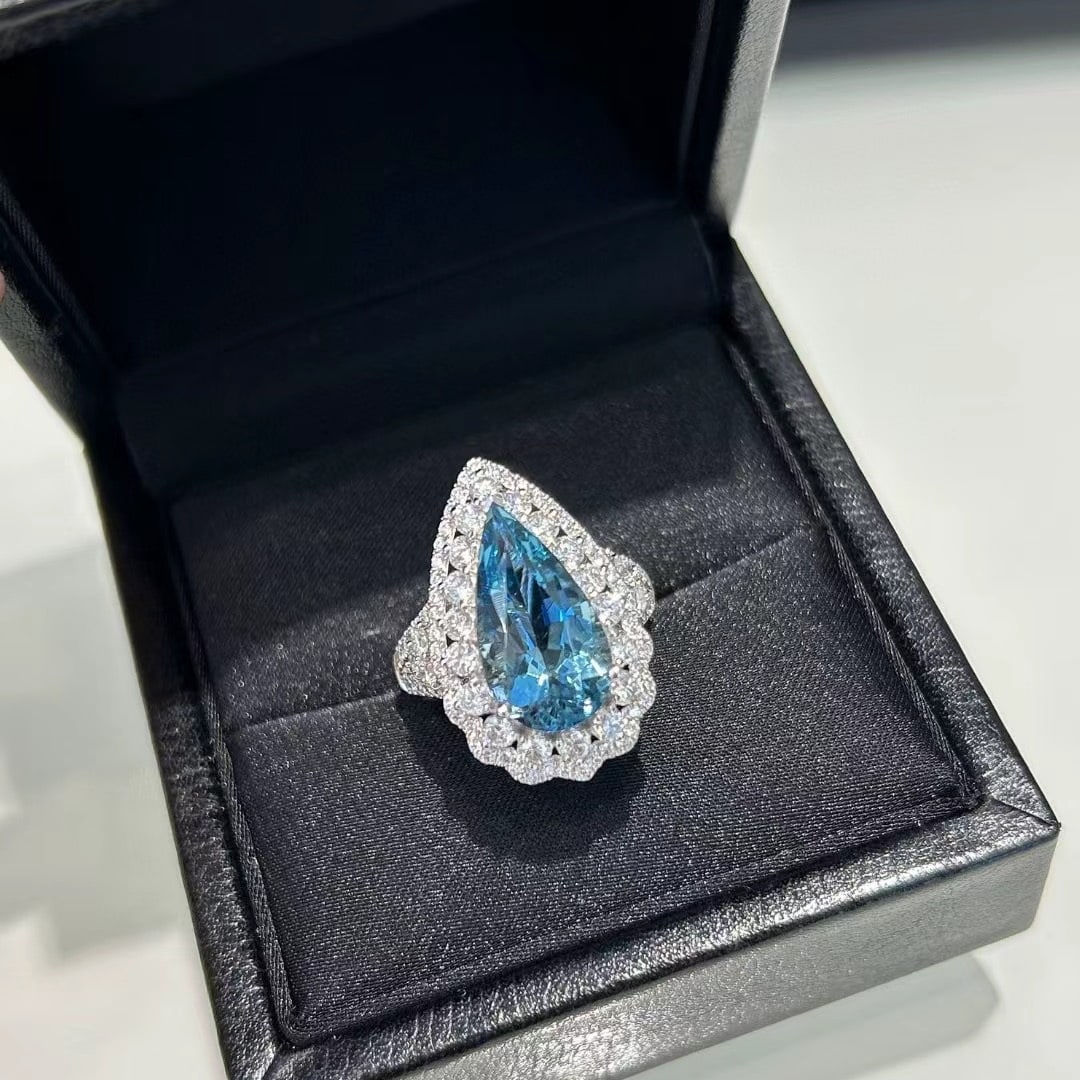 14k Gold 5.78 Ctw Natural Aquamarine & Diamond Ring - 4