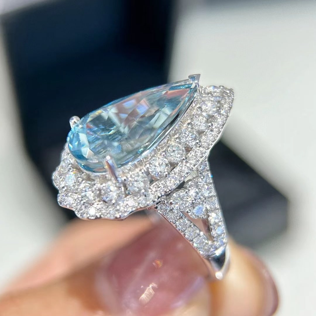 14k Gold 5.78 Ctw Natural Aquamarine & Diamond Ring - 7