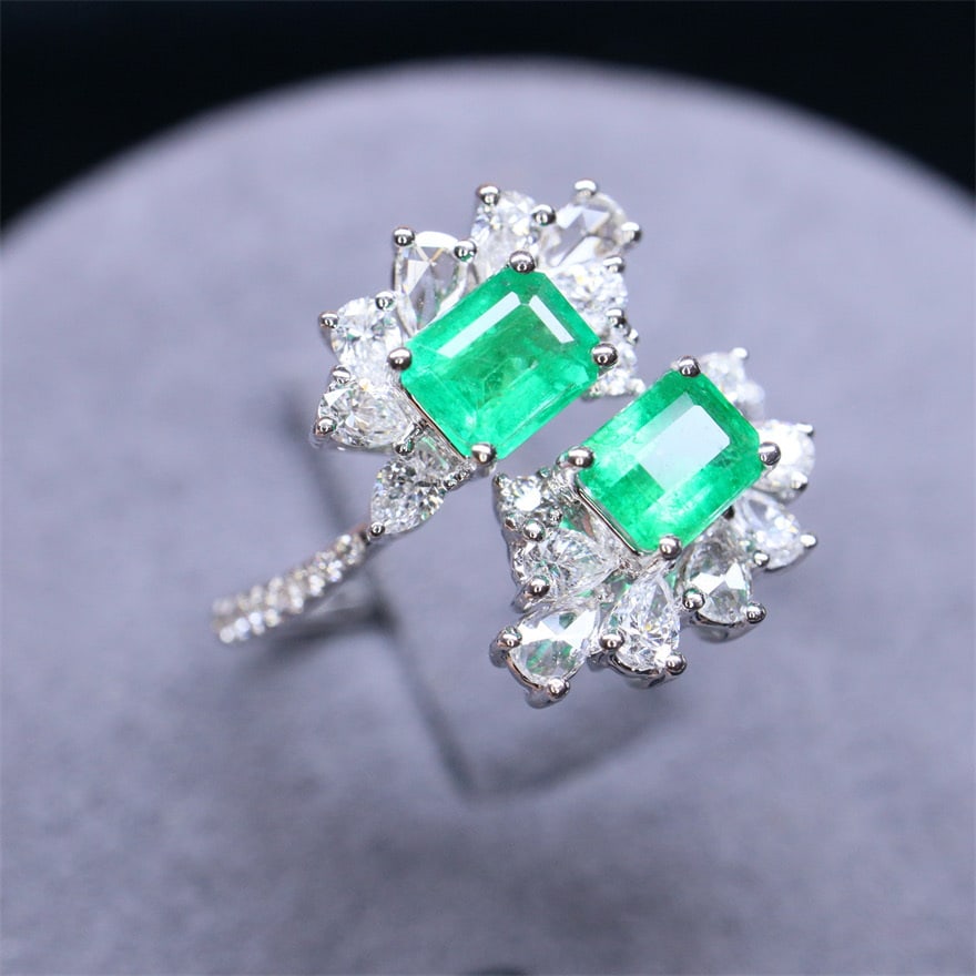 14k Gold 1.45 Ctw Natural Emerald & Diamond Ring - 2