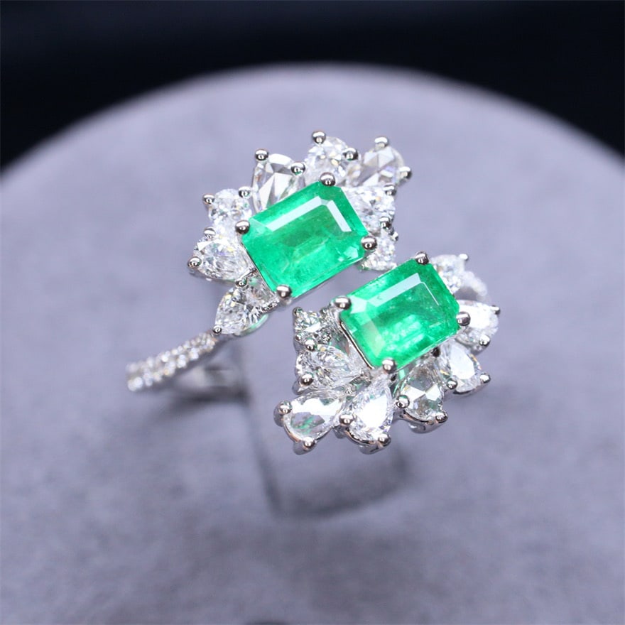 14k Gold 1.45 Ctw Natural Emerald & Diamond Ring - 4