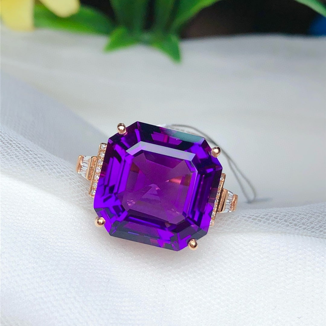 14k Gold 14.02 Ct Natural Amethyst & Diamond & Sapphire Ring - 2