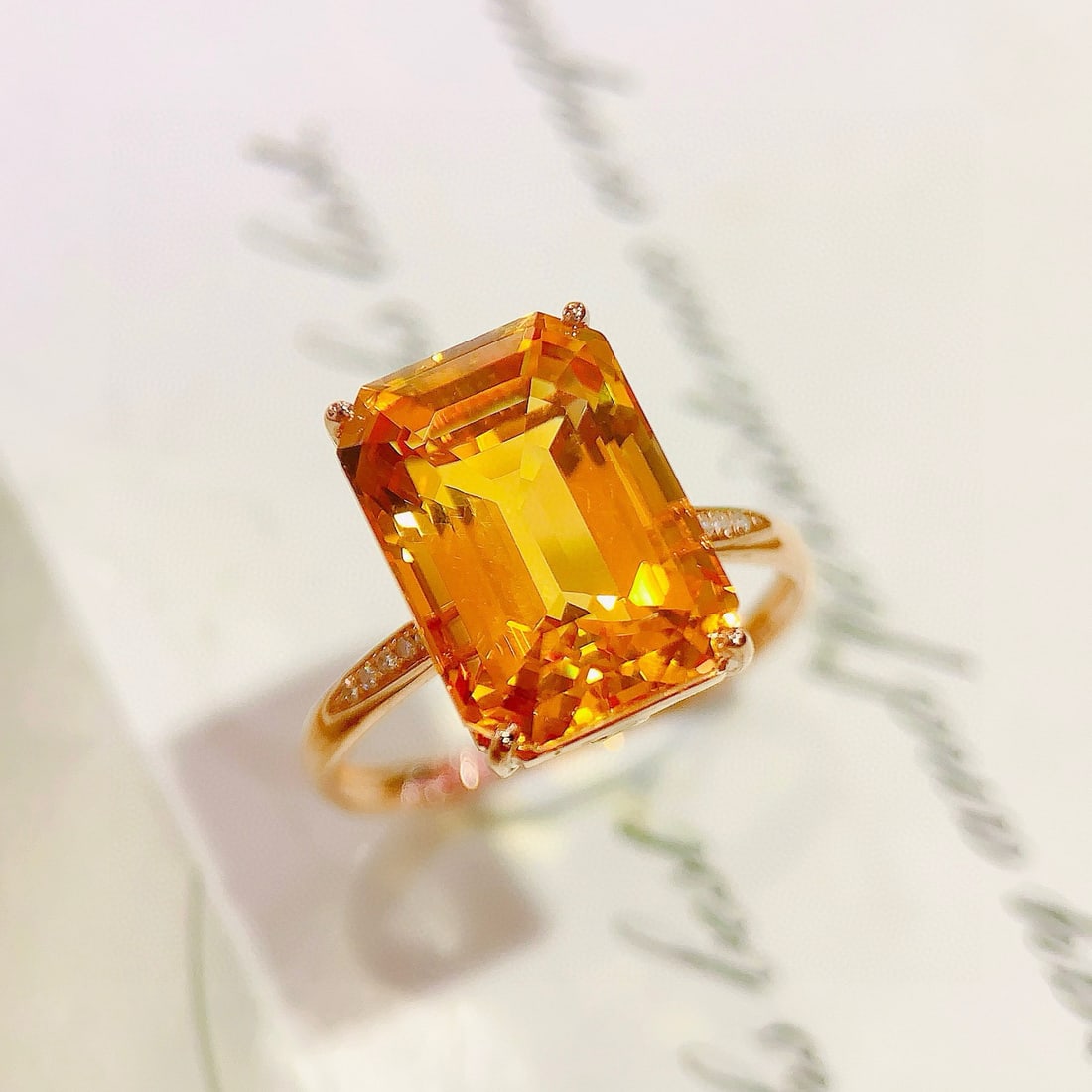 14k Gold 5.68 Ctw Natural Citrine & Diamond Ring: Ref:231035142 // gold content:14k gold // ring size:7. 25us // // main gemstone:citrine // shape:octagonal // carat weight:5. 65ct // color:yellow // treatment:natural // // adjacent gemstone 2 :