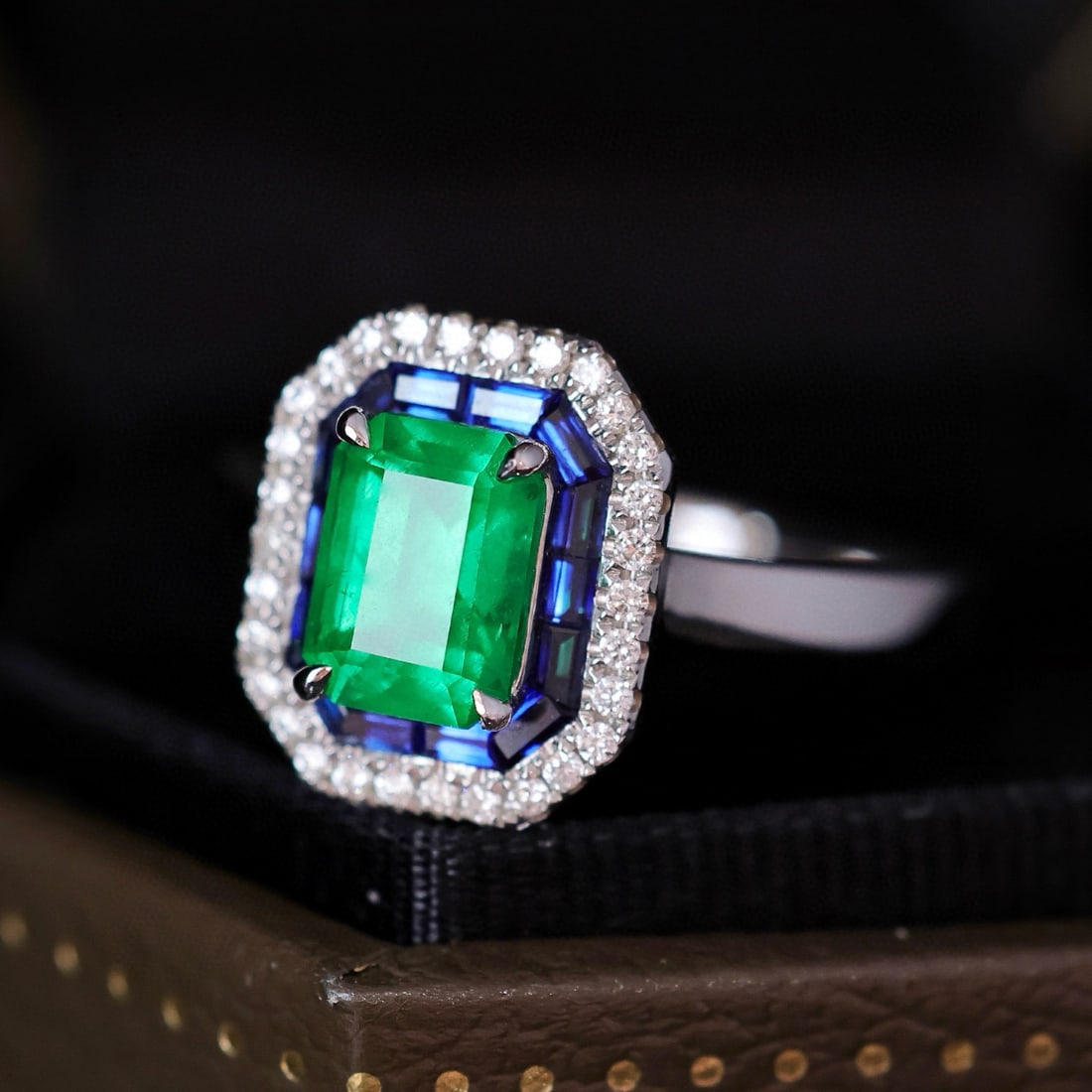 14k Gold 1.33 Ctw Natural Emerald & Diamond Ring - 2