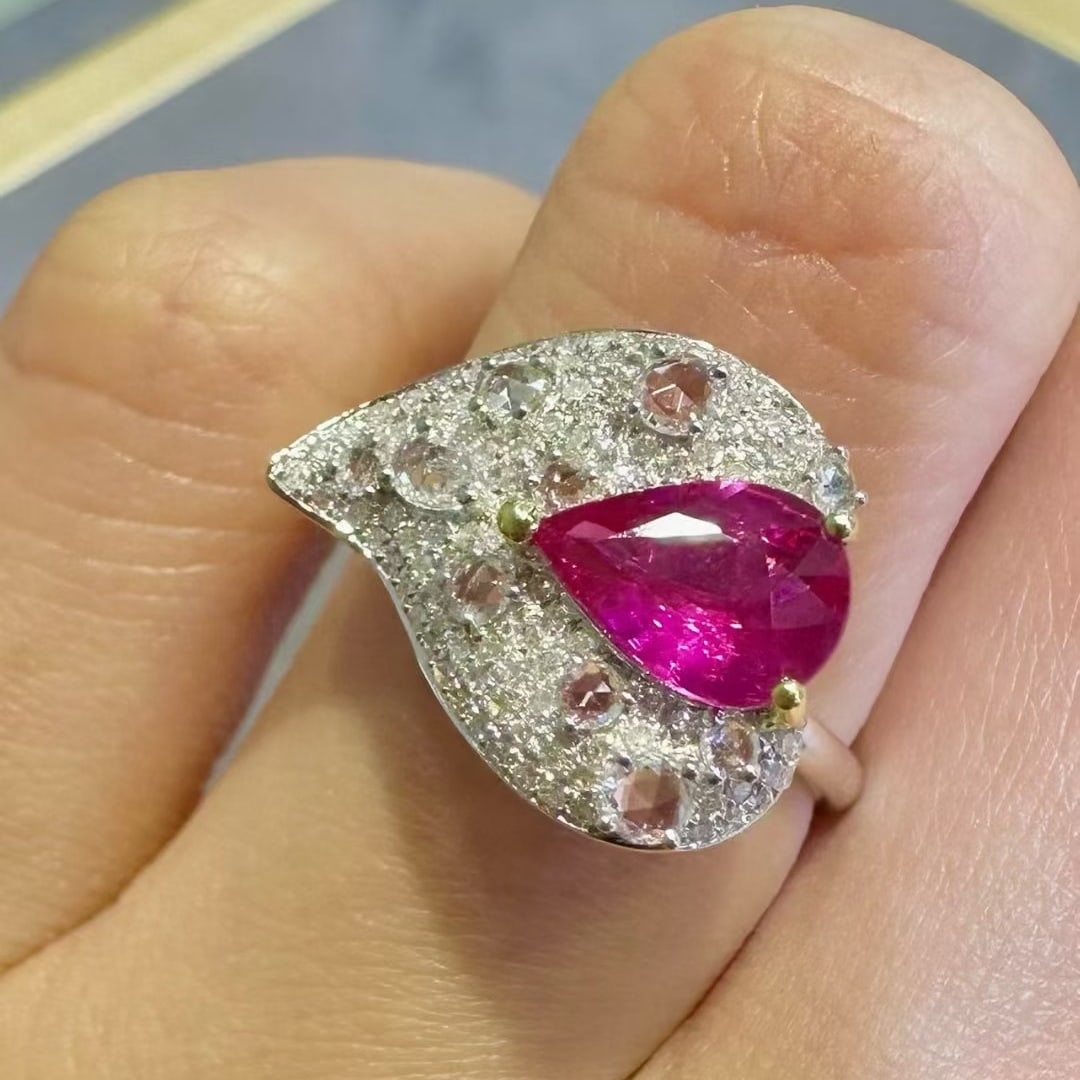 14k Gold 1.07 Ct Natural Ruby & Diamond & Sapphire Ring - 3