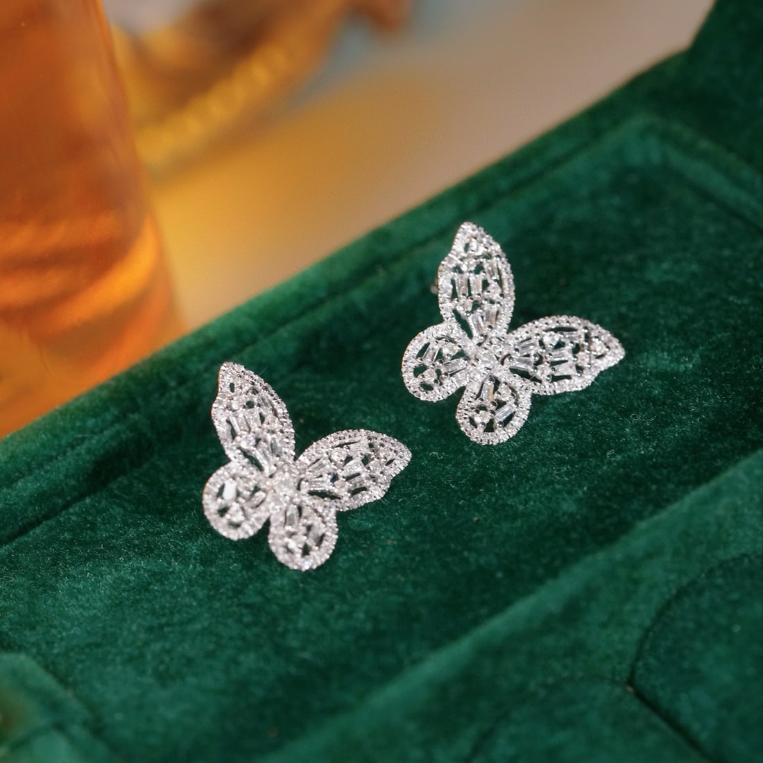 14k Gold 0.70 Ct Natural H Diamond & Butterfly Earrings - 5
