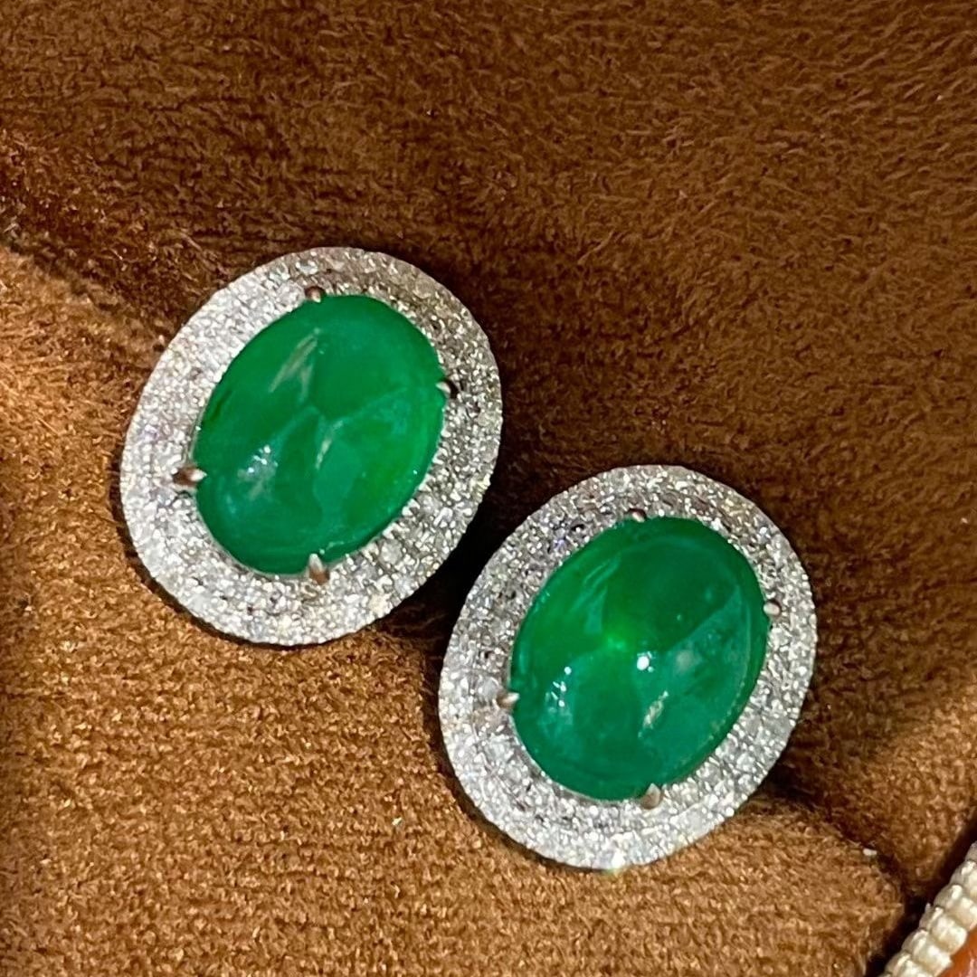 14k Gold 3.66 Ct Natural Emerald & Diamond Earrings - 3