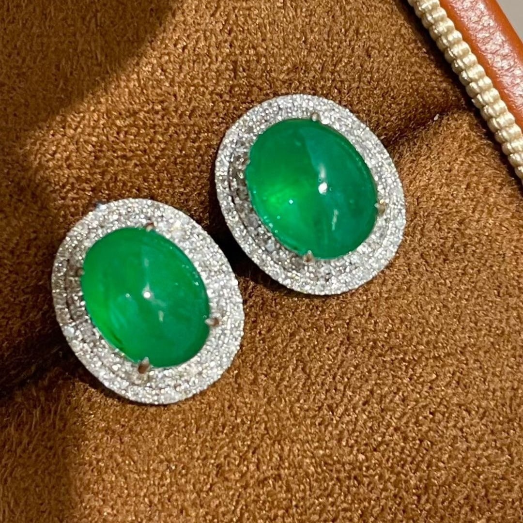14k Gold 3.66 Ct Natural Emerald & Diamond Earrings - 4