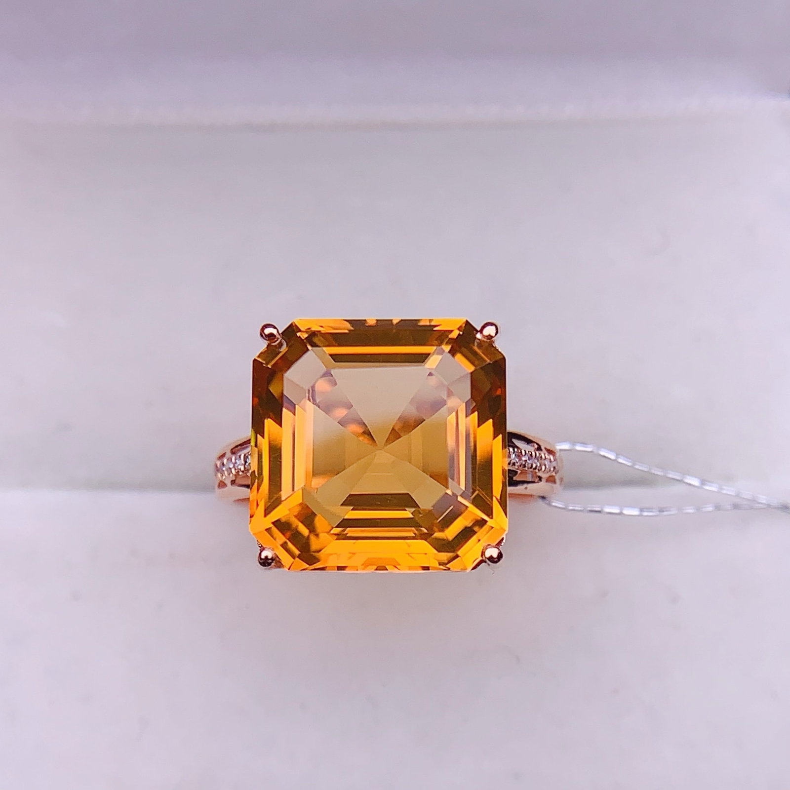 14k Gold 8.44 Ctw Natural Citrine & Diamond Ring: Ref:231035208 // gold content:14k gold // ring size:7. 25us // // main gemstone:citrine // shape:asscher // carat weight:8. 4ct // color:yellow // treatment:natural // // adjacent gemstone 2 :