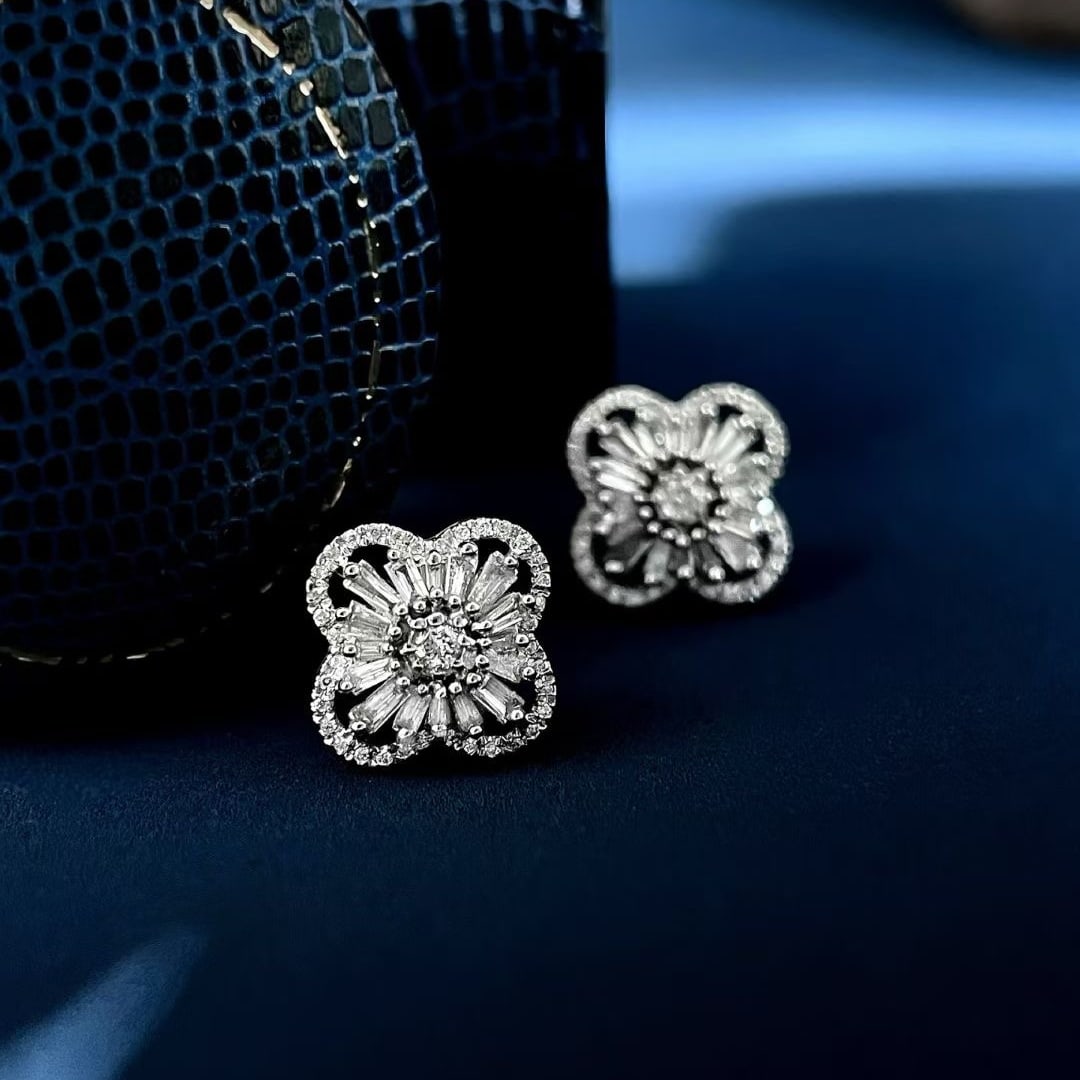 14k Gold 0.7 Ct Natural H Diamond Earrings - 3