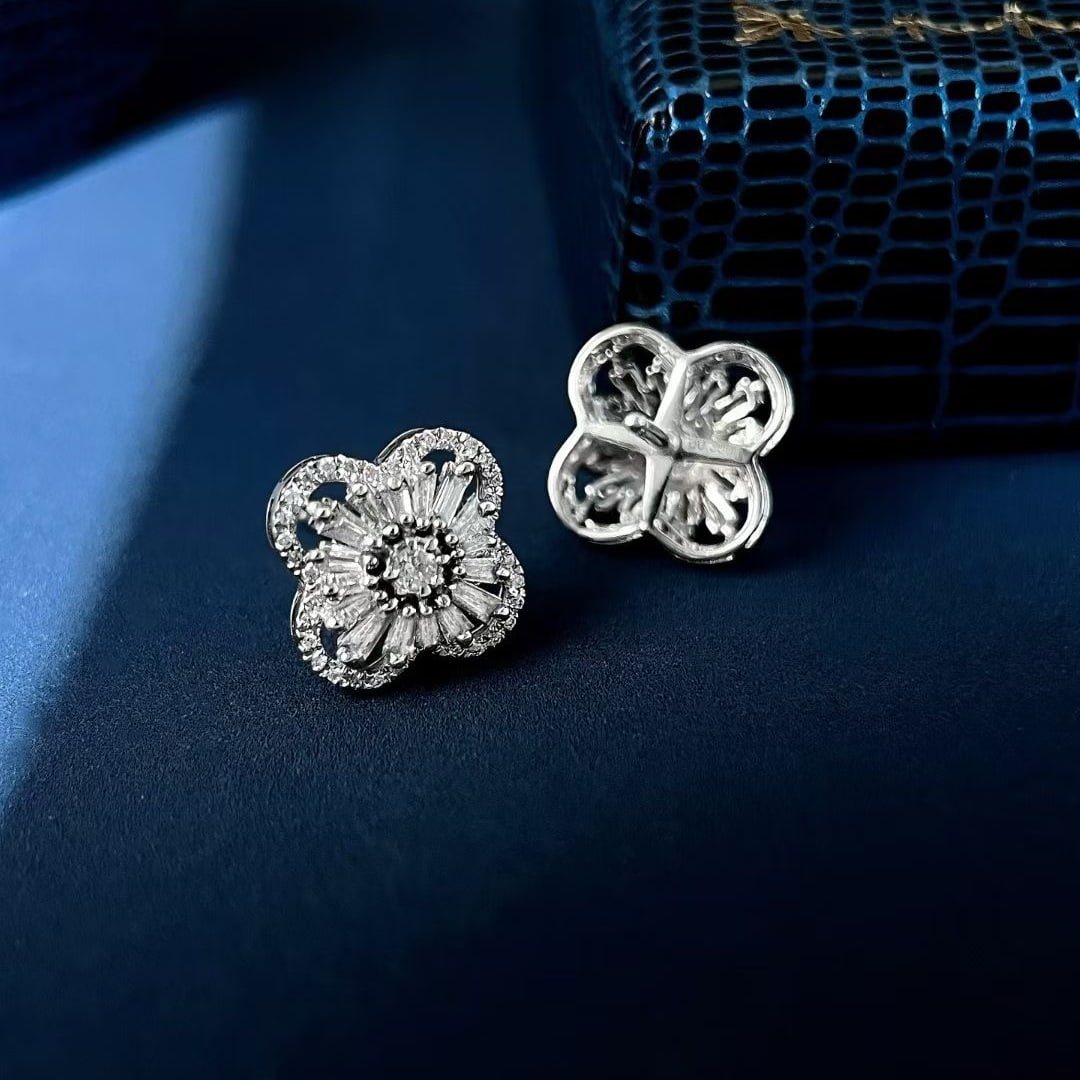 14k Gold 0.7 Ct Natural H Diamond Earrings - 4