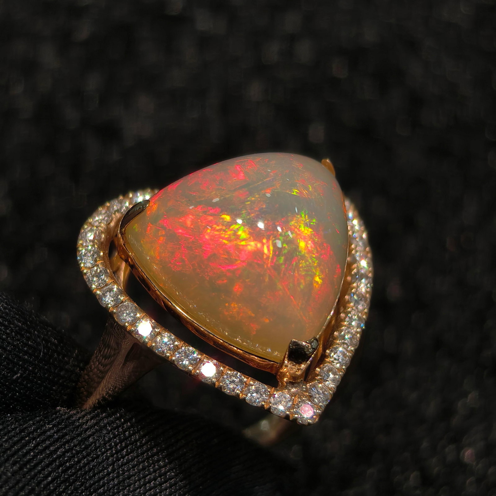 14k Gold 7.08 Ctw Natural Opal & Diamond Ring - 4
