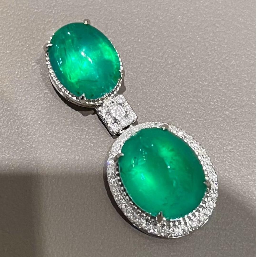 14k Gold 4.5 Ct Natural Emerald & Diamond Pendant( Without Chain ): Ref:231035247 // gold content:14k gold // main gemstone:emerald // shape:oval // carat weight:4. 5ct // color:green // treatment:natural // // adjacent gemstone 2 : diamond // shape:round // clarity g