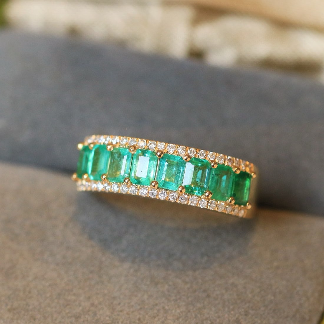 14k Gold 2.04 Ctw Natural Emerald & Diamond Ring - 2