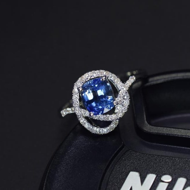 14k Gold 1.36 Ctw Natural Sapphire & Diamond Ring: Ref:231036003 // gold content:14k gold // ring size:7. 25us // // main gemstone:sapphire // shape:cushion // carat weight:1. 25ct // color:blue // treatment:natural // // adjacent gemstone 2 :