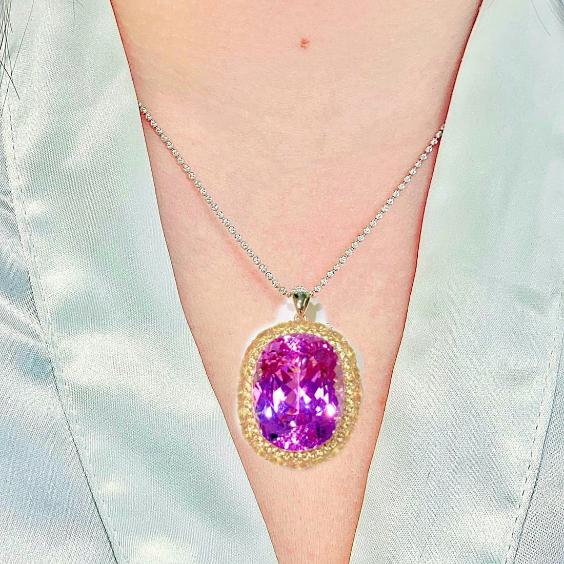 14k Gold 53.0 Ctw Natural Kunzite & Sapphire Pendant( Without Chain ) - 4