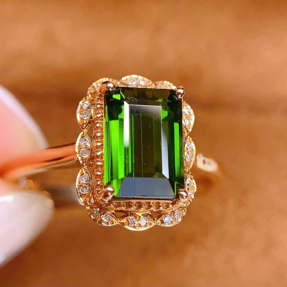 14k Gold 2.2 Ct Natural Tourmaline & Diamond Ring - 4