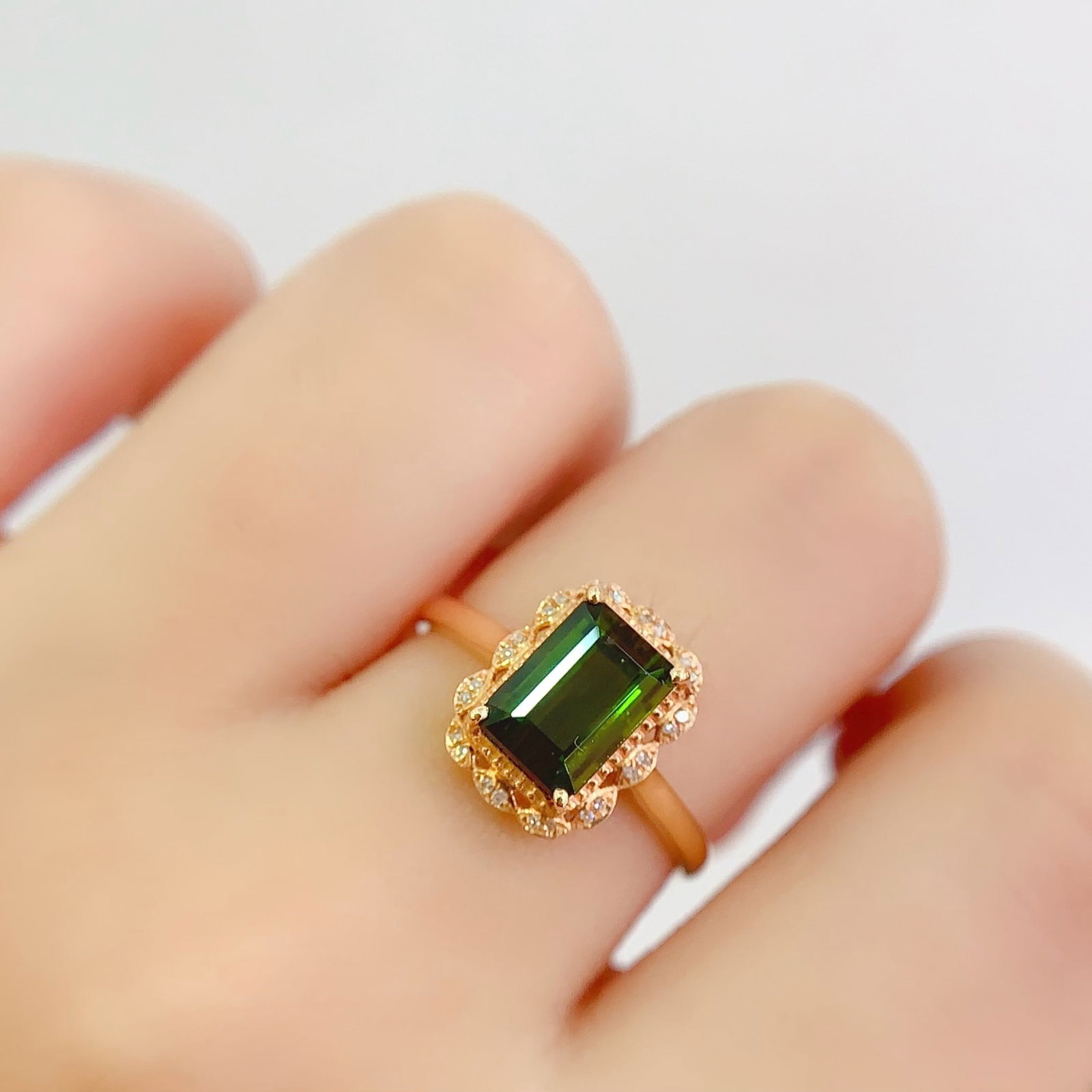14k Gold 2.2 Ct Natural Tourmaline & Diamond Ring - 6