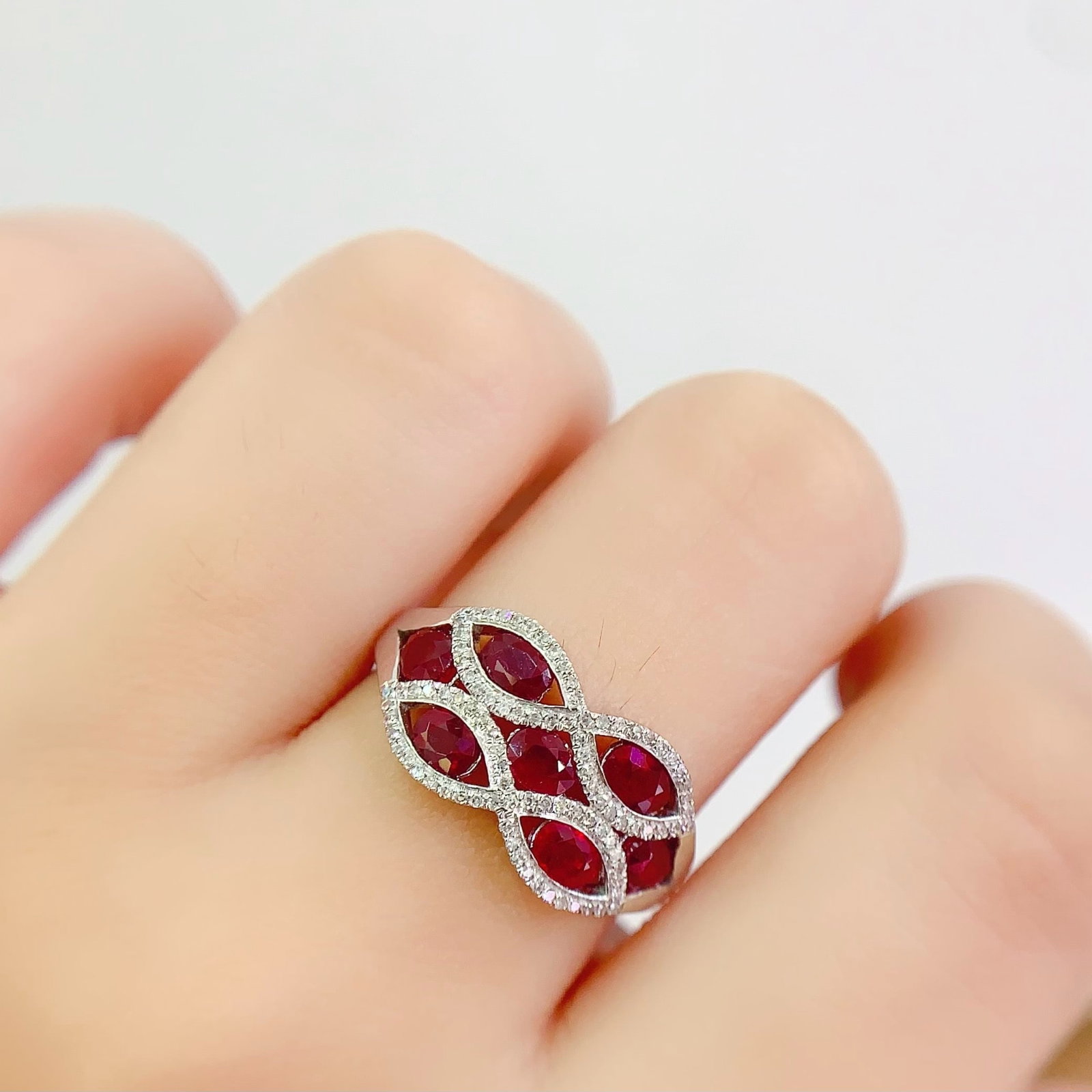 14k Gold 2.5 Ct Natural Ruby & Diamond Ring - 6