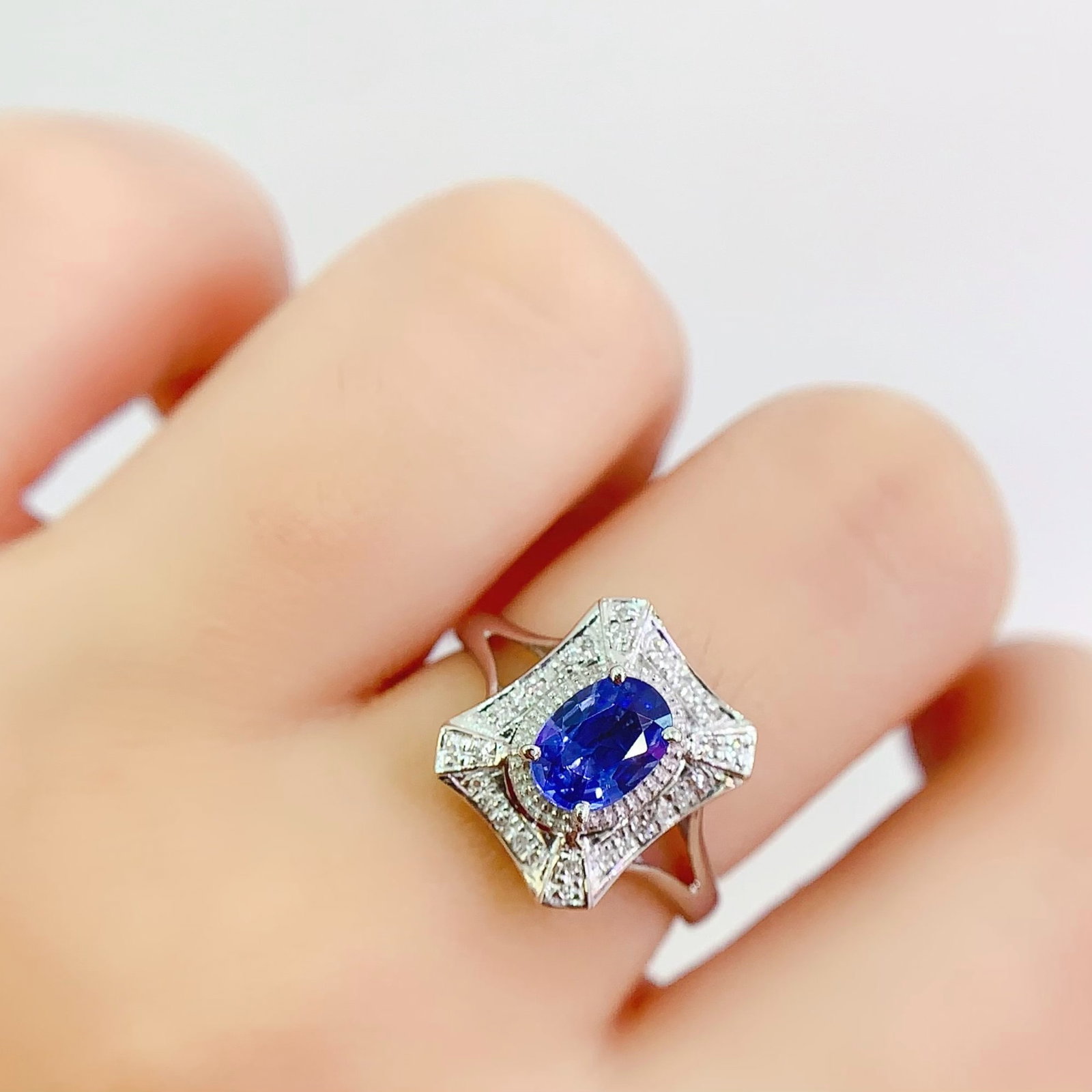 14k Gold 1.1 Ct Natural Sapphire & Diamond Ring - 5